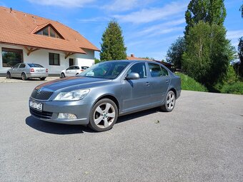 Škoda Octavia - 2