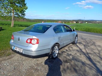 VW Passat B6 1.9 TDI 77 KW, BKC - motor bez DPF - 2