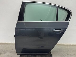 Levé zadní dveře VW Passat B7, kód barvy LK7X - 2