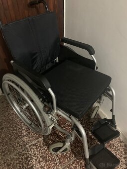 Prodám invalidní mechanický vozík - 2