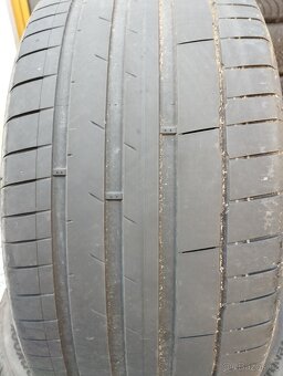Pneu Hankook 275/45 R19 - 2