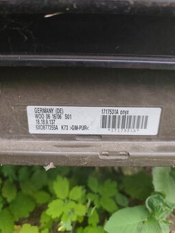 Střešní okno posuvné výklopné s žaluzií , Škoda, VW - 2