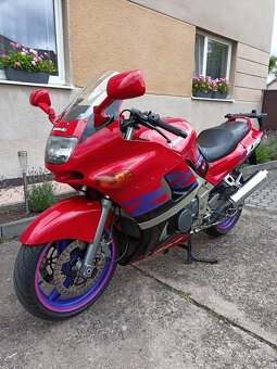 Kawasaki ZZR 600 - 2