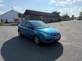 Ford Focus hatchback 1.6i - 2