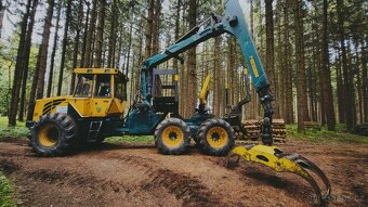 Lesní traktor / vyvážečka HSM 904 - 2