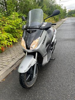 Yamaha Xmax 125i - 2