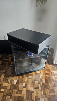 Stolek pod televizi - 2