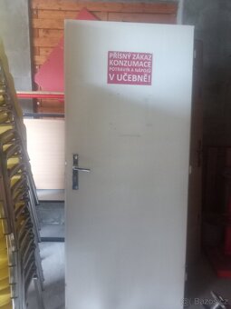 (((. Bezpečnostní dveře. ))) - 2