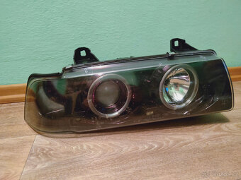 Pravé přední světlo BMW E36, Angel Eyes - 2