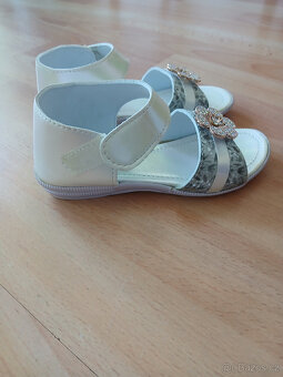 dívčí střevíčky vel.30/31 - 2