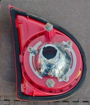 Zadní pravé světlo VW golf V - 2