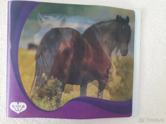 Album na kartičky koní + 40 kartiček - 2