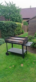 Velký zahradní grill - 2