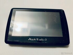 Prodám navigaci lark free bird 43.3 - Sygic CZ mapy - 2