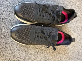 dámské tenisky značky Tamaris vel 37 - 2