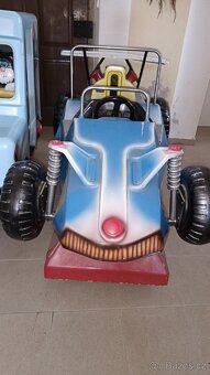 Mechanická autíčka - 2