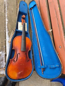 Housle na opravu - 2