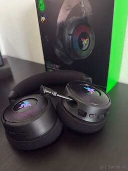 Herní sluchátka Razer Kraken V4 - 2