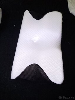 Krční polštář ortopedický - 2