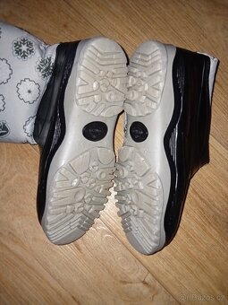 Sněhule vel. 34/35 - 2