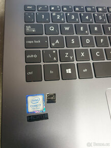 ASUS ZenBook UX430U, Core i7, 8GB Ram, 512GB SSD - 2