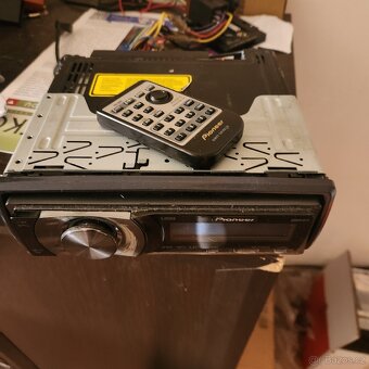 PIONEER DEH-P7000UB CD MP3 ORGANICKÝ DISPLEJ - 2