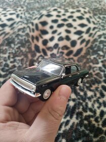 Model GAZ Volga M-24 1:43 - 2