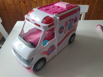 AUTA pro panenky typu Barbie - 2