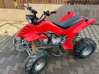 Čtyřkolka 110CCM ,jako nová,v hezkém stavu - 2