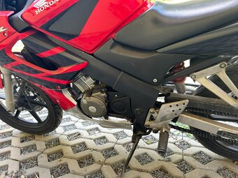 Honda CBR 125r - 2