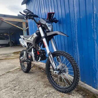 Pitbike ASIX XB-68 125ccm 19"/16" E-START + světlo - 2