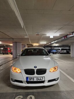 BMW E93 330i Cabrio 2008 - 2