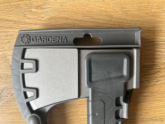 Sekera Gardena 1000 - 2