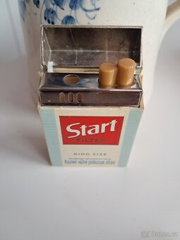 Starý retro zapalovač, plně funkčni - 2