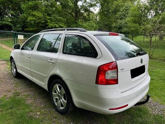Škoda Octavia 1.9 TDI Navigace Tažné Bluetooth Senzory - 2