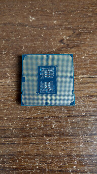 Intel Core I9-10900K (10C/20T) - 2