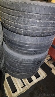 Sada alu kol AUDI originál s pneu R20 - 2
