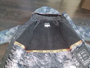 Zimní bunda F&F velikost 128 - 2
