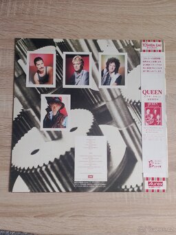 Queen The Works 1984, First press Japan NM - 2