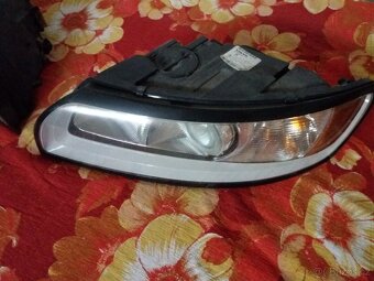 Predni lampy volvo V50 - 2