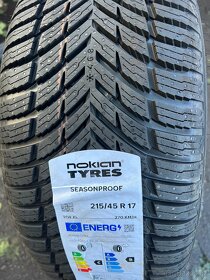 Celoroční pneu 215/45/17 91W Nokian Seasonproof - 2