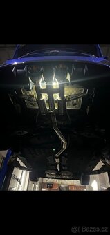 Honda Civic Type R vyfuk, svetla - 2