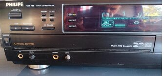 Philips CDR-785 CD měnič na 3 disc - 2