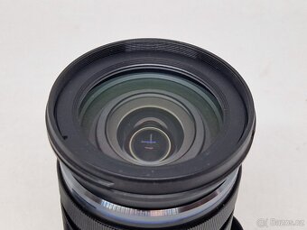 OLYMPUS m.Zuiko 12-100/4 PRO v krásném stavu - 2