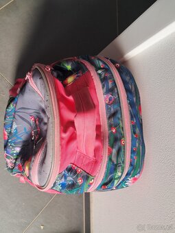 Prodám školní batoh/tašku Topgal - 2