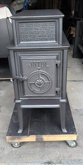 Litinová kamna Jotul F 118 N černý lak - 2