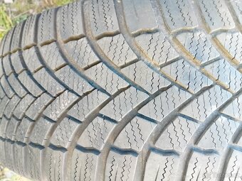 Prodám Sadu pneu 215/60/17 Semperit Zimni - 2