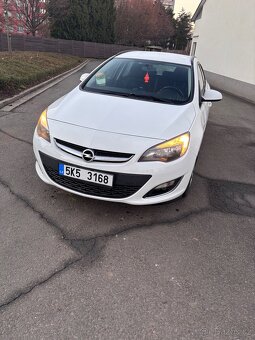 Opel Astra j 1.7 diesel - 2