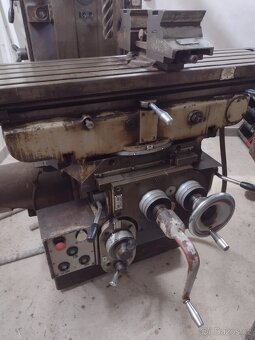 Univerzální frézka JAFO FWF 32 - 2