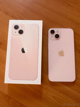 iPhone 13 128GB světle růžový - 2